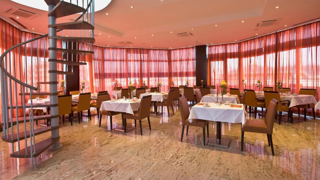 Aparthotel Premier Podgorica Ristorante foto